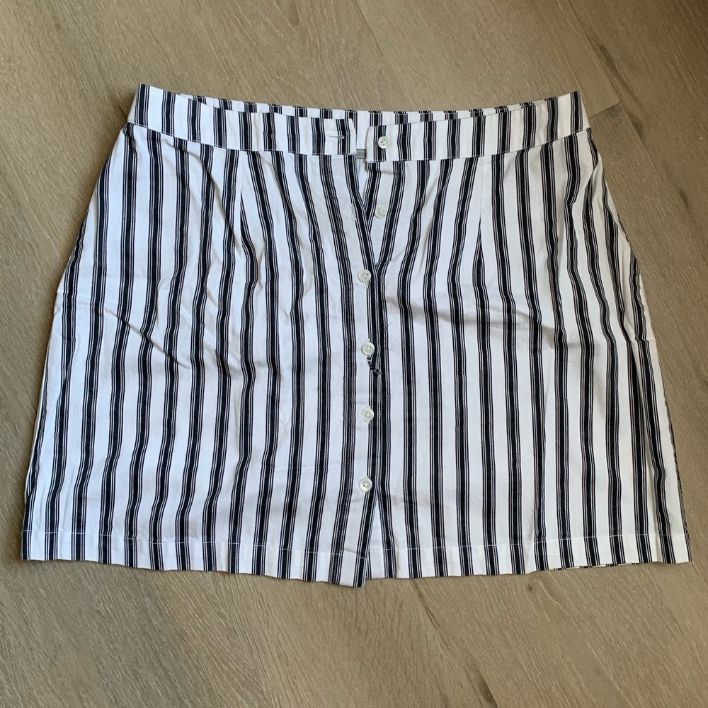 pinstripe mini skirt